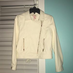 GB GIRL CREAM COLOR SIZE MEDIUM. 35$